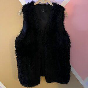Womens Black Faux Fur Vest.Size 10/12.